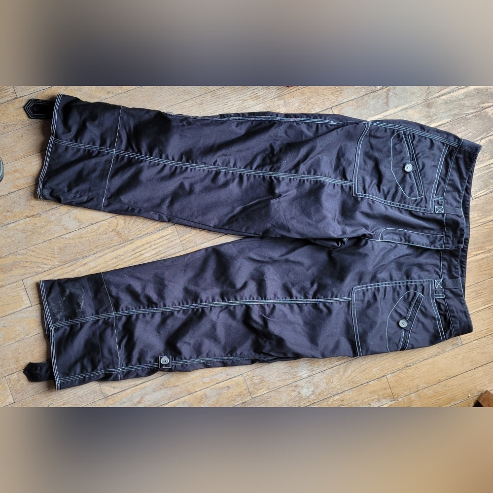 Spanner Women's Capri's pants with Roll Up Hem. Navy With Light Colour Stitching
